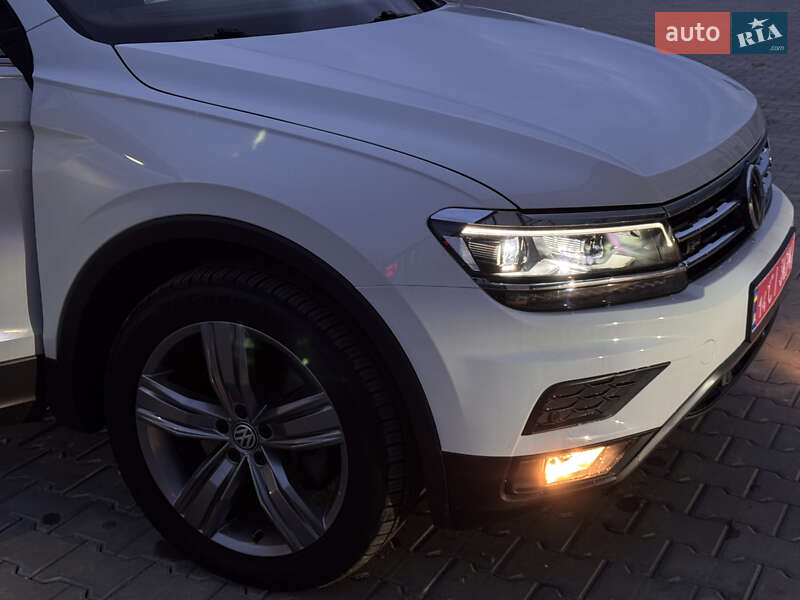Внедорожник / Кроссовер Volkswagen Tiguan 2018 в Тернополе