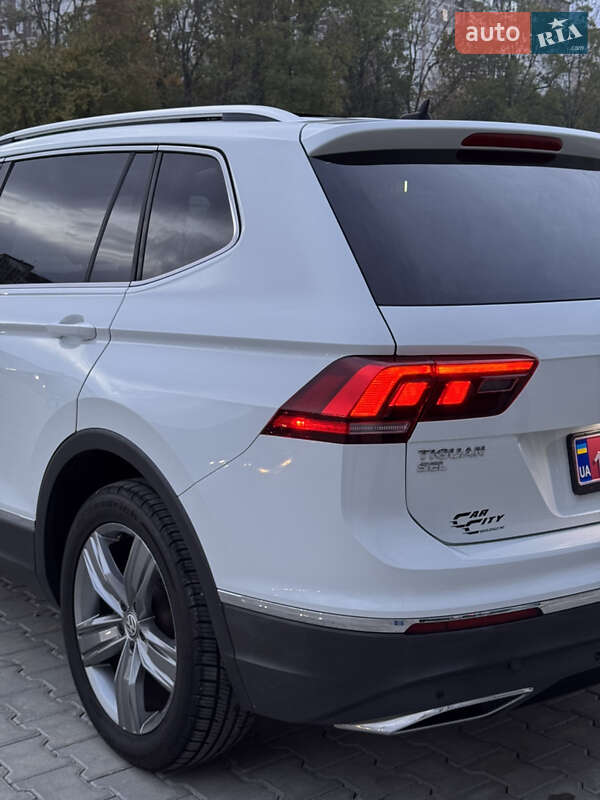 Внедорожник / Кроссовер Volkswagen Tiguan 2018 в Тернополе