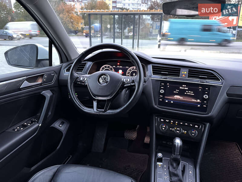 Внедорожник / Кроссовер Volkswagen Tiguan 2018 в Тернополе