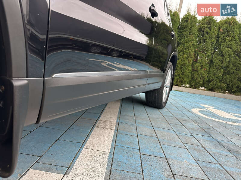 Внедорожник / Кроссовер Volkswagen Tiguan 2017 в Луцке