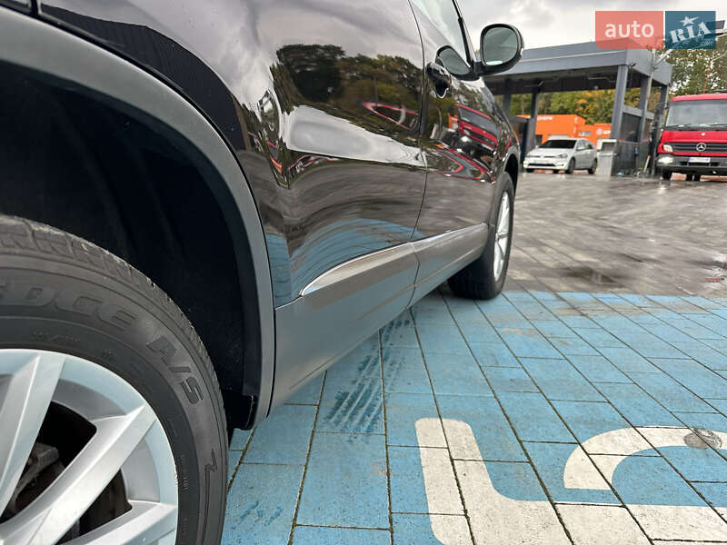 Внедорожник / Кроссовер Volkswagen Tiguan 2017 в Луцке