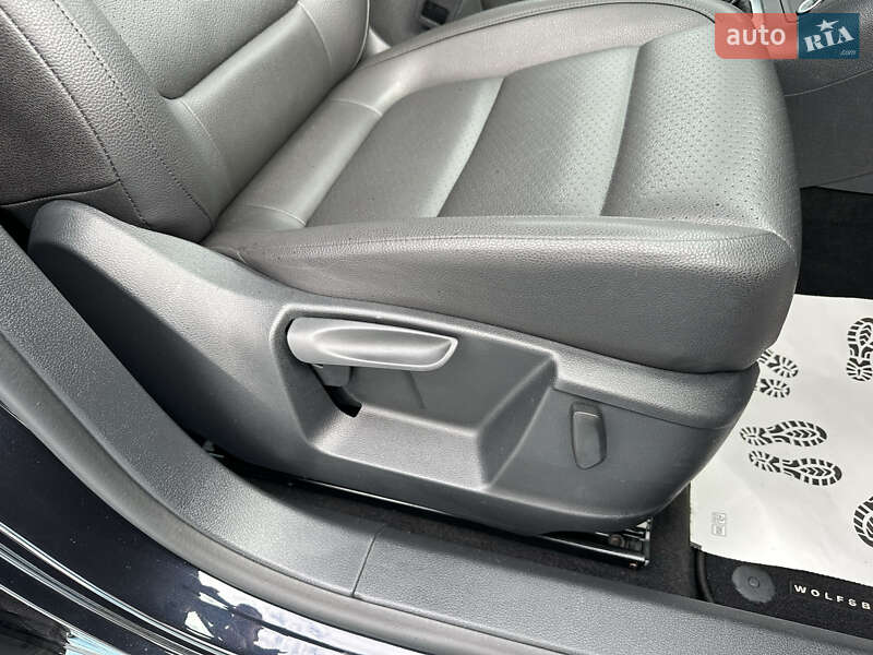 Внедорожник / Кроссовер Volkswagen Tiguan 2017 в Луцке