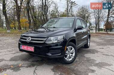 Позашляховик / Кросовер Volkswagen Tiguan 2016 в Новоархангельську