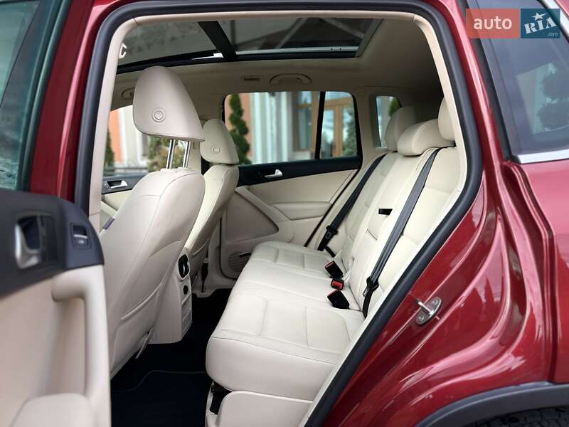 Позашляховик / Кросовер Volkswagen Tiguan 2014 в Стрию