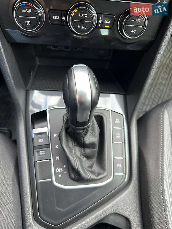 Внедорожник / Кроссовер Volkswagen Tiguan 2020 в Черновцах фото 131 Внедорожник / Кроссовер Volkswagen Tiguan 2020 в Черновцах