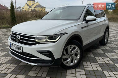 Внедорожник / Кроссовер Volkswagen Tiguan 2021 в Львове