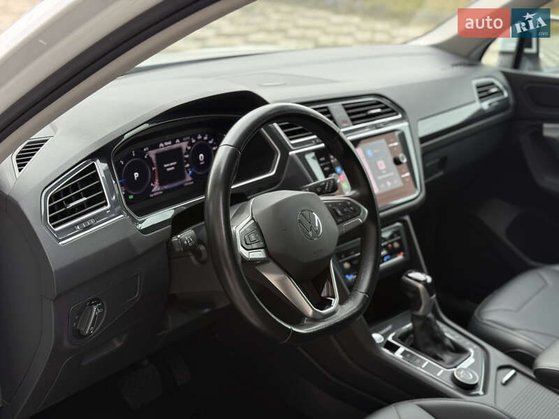 Позашляховик / Кросовер Volkswagen Tiguan 2021 в Львові фото 28 Позашляховик / Кросовер Volkswagen Tiguan 2021 в Львові