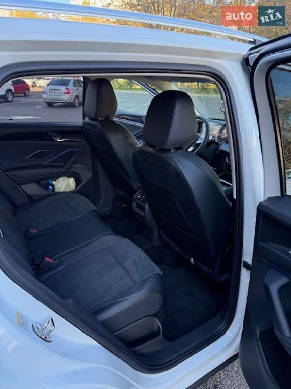 Внедорожник / Кроссовер Volkswagen Tiguan 2025 в Одессе