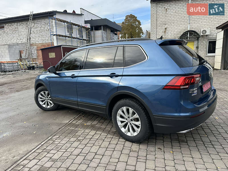 Внедорожник / Кроссовер Volkswagen Tiguan 2019 в Нежине фото 18 Внедорожник / Кроссовер Volkswagen Tiguan 2019 в Нежине