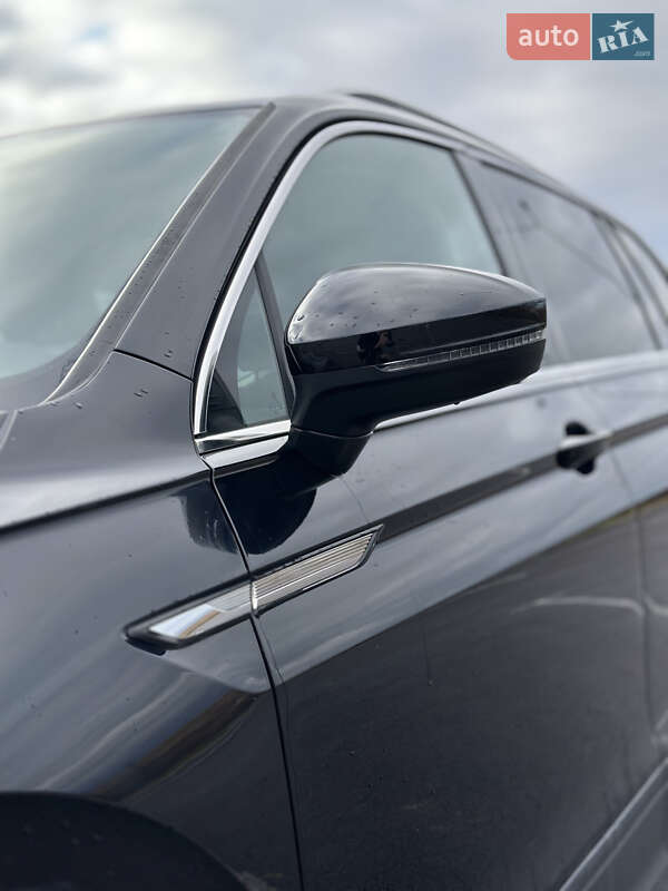 Позашляховик / Кросовер Volkswagen Tiguan 2022 в Рівному