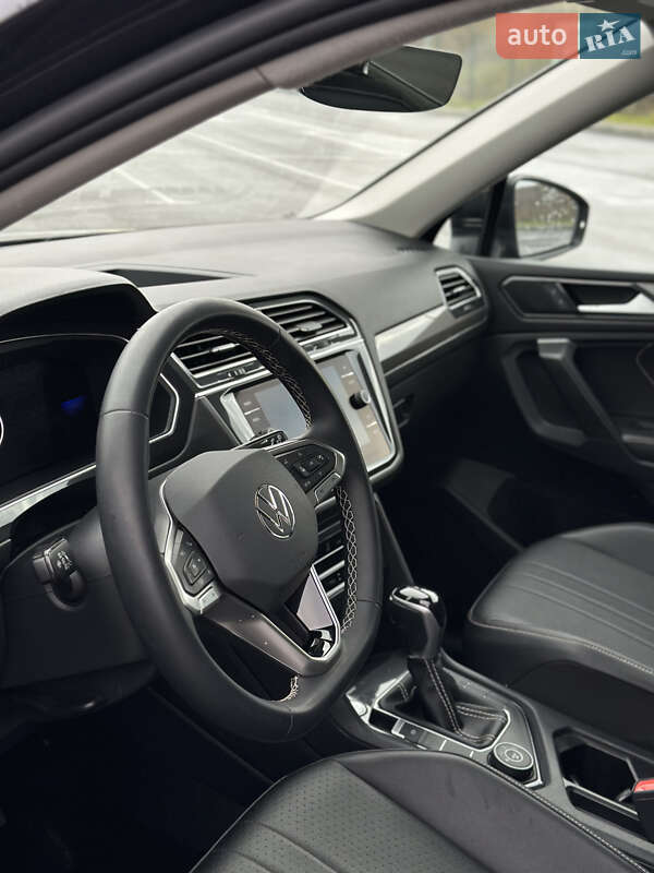Позашляховик / Кросовер Volkswagen Tiguan 2022 в Рівному