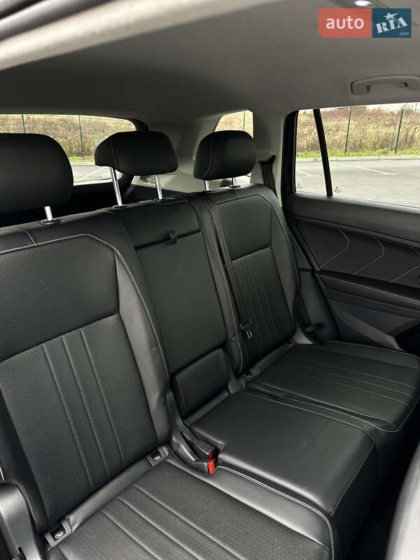 Позашляховик / Кросовер Volkswagen Tiguan 2022 в Рівному