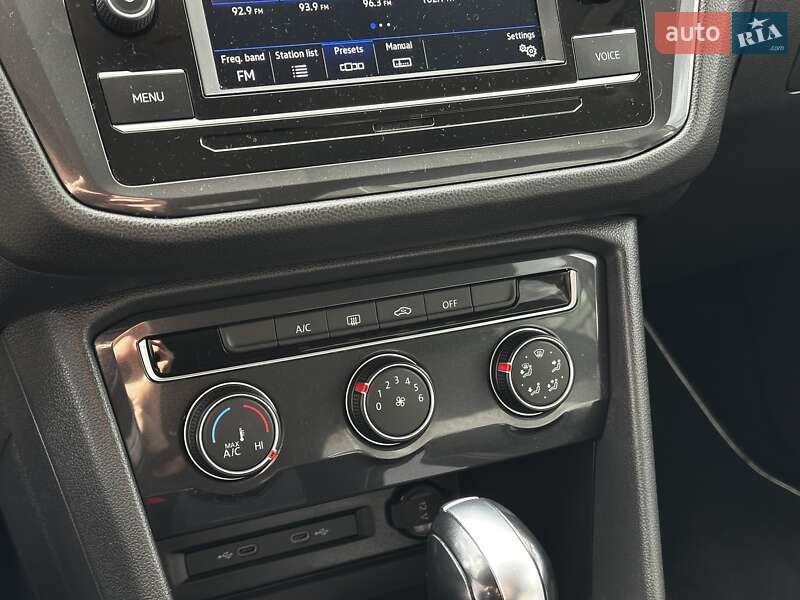 Позашляховик / Кросовер Volkswagen Tiguan 2021 в Львові