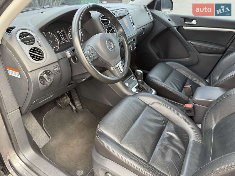 Внедорожник / Кроссовер Volkswagen Tiguan 2015 в Борисполе фото 39 Внедорожник / Кроссовер Volkswagen Tiguan 2015 в Борисполе
