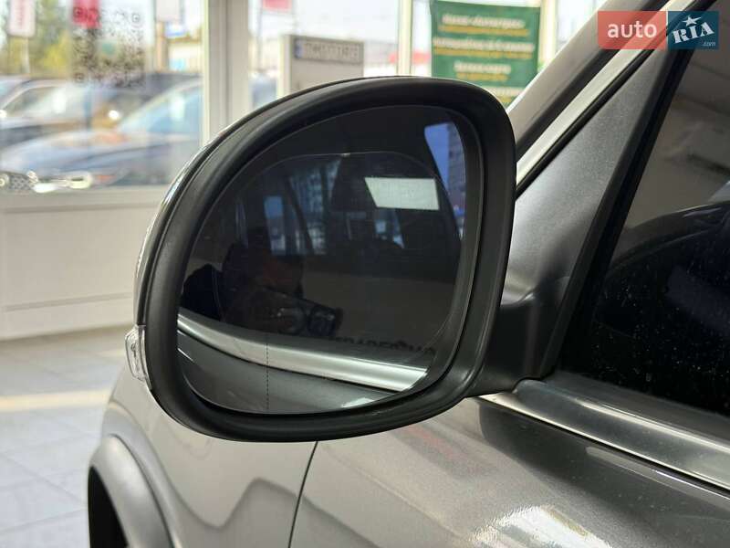 Позашляховик / Кросовер Volkswagen Tiguan 2013 в Києві фото 16 Позашляховик / Кросовер Volkswagen Tiguan 2013 в Києві