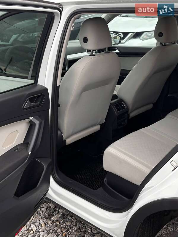 Позашляховик / Кросовер Volkswagen Tiguan 2018 в Львові