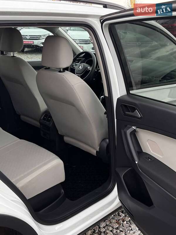 Позашляховик / Кросовер Volkswagen Tiguan 2018 в Львові