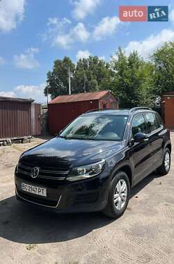 Внедорожник / Кроссовер Volkswagen Tiguan 2015 в Львове