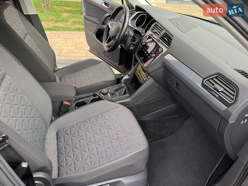 Позашляховик / Кросовер Volkswagen Tiguan 2021 в Києві фото 29 Позашляховик / Кросовер Volkswagen Tiguan 2021 в Києві