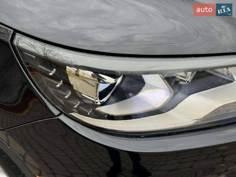 Позашляховик / Кросовер Volkswagen Tiguan 2015 в Дубні