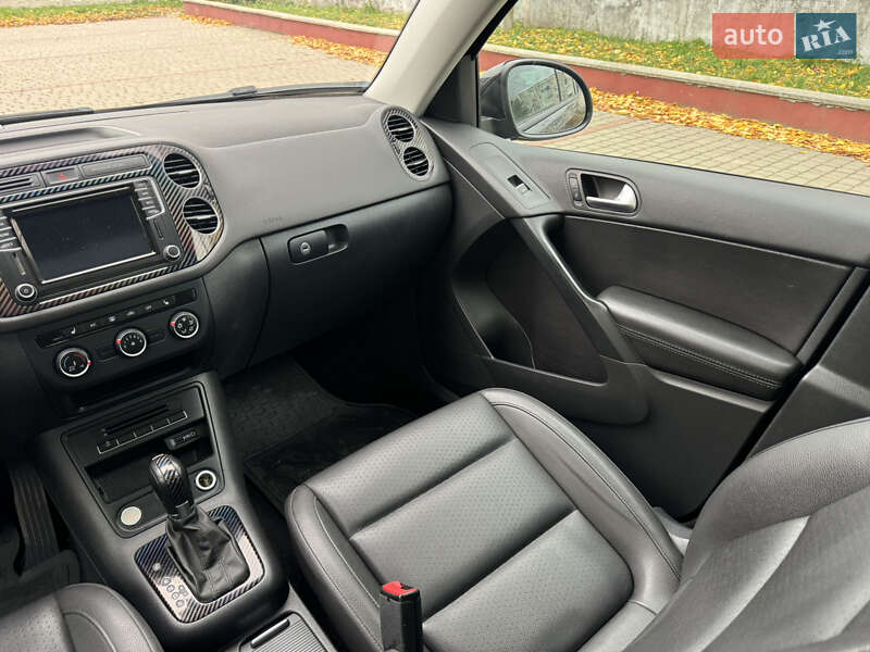 Позашляховик / Кросовер Volkswagen Tiguan 2015 в Дубні