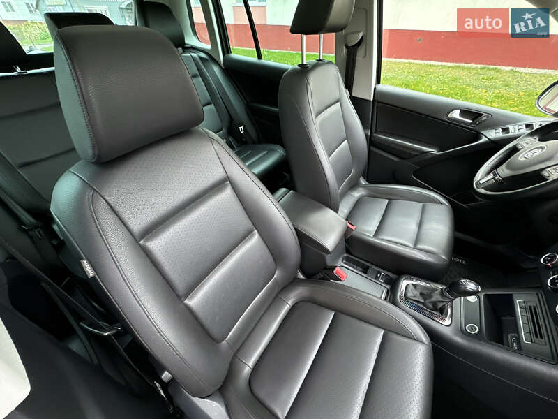 Позашляховик / Кросовер Volkswagen Tiguan 2015 в Дубні