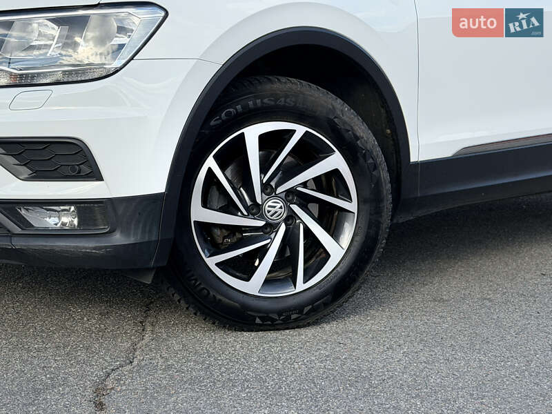 Внедорожник / Кроссовер Volkswagen Tiguan 2017 в Киеве фото 5 Внедорожник / Кроссовер Volkswagen Tiguan 2017 в Киеве