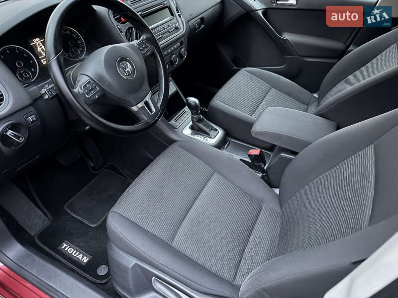 Внедорожник / Кроссовер Volkswagen Tiguan 2014 в Тернополе