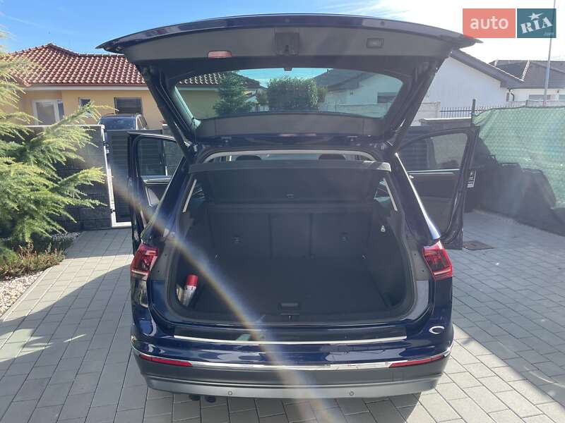 Внедорожник / Кроссовер Volkswagen Tiguan 2019 в Киеве