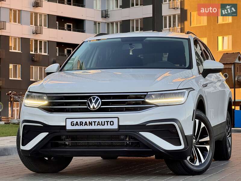 Позашляховик / Кросовер Volkswagen Tiguan 2022 в Одесі