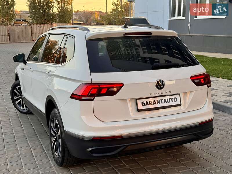 Позашляховик / Кросовер Volkswagen Tiguan 2022 в Одесі