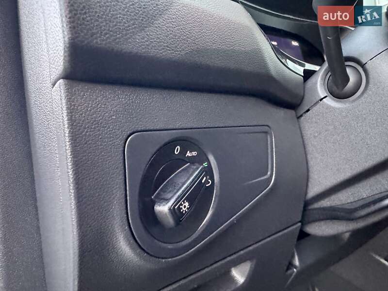 Позашляховик / Кросовер Volkswagen Tiguan 2022 в Одесі