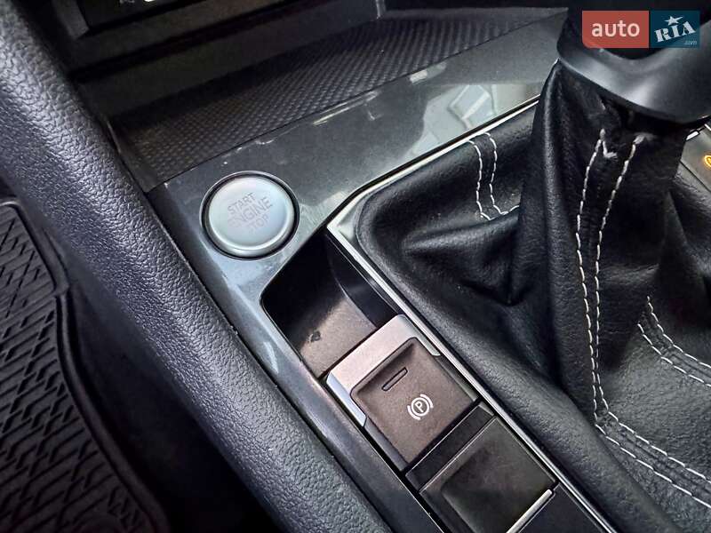 Позашляховик / Кросовер Volkswagen Tiguan 2022 в Одесі