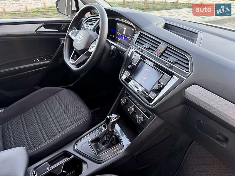 Позашляховик / Кросовер Volkswagen Tiguan 2022 в Одесі