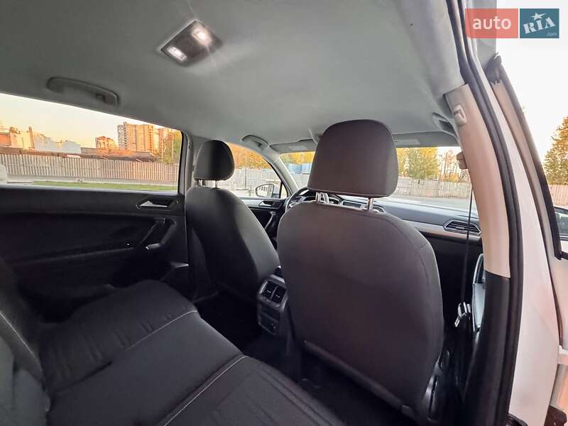 Позашляховик / Кросовер Volkswagen Tiguan 2022 в Одесі
