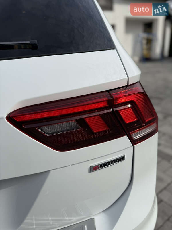 Внедорожник / Кроссовер Volkswagen Tiguan 2021 в Сваляве