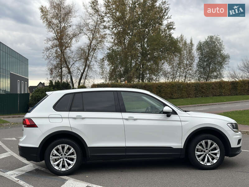 Позашляховик / Кросовер Volkswagen Tiguan 2017 в Києві