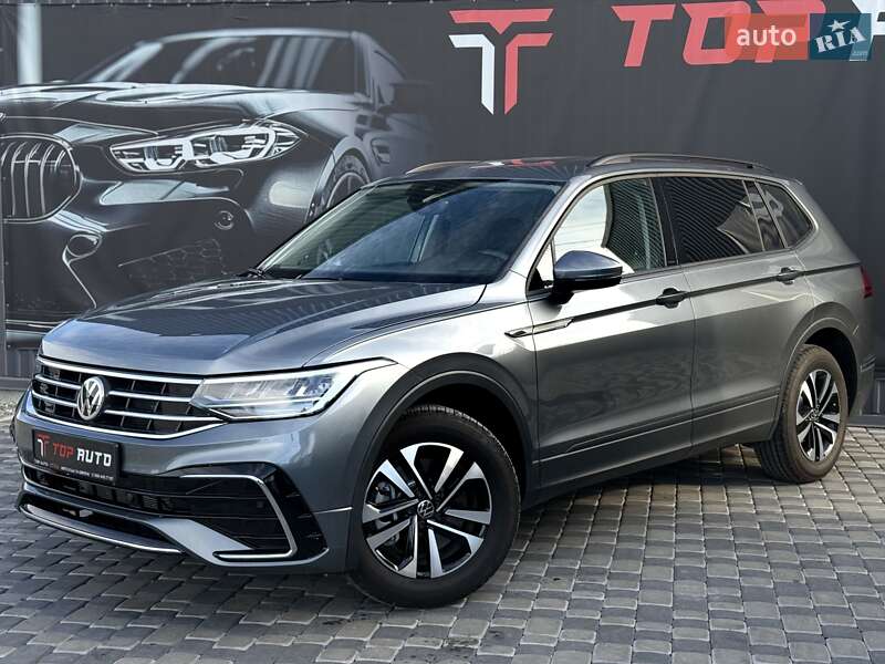 Позашляховик / Кросовер Volkswagen Tiguan 2024 в Львові