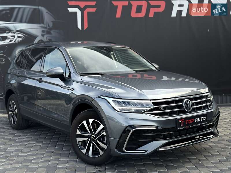 Позашляховик / Кросовер Volkswagen Tiguan 2024 в Львові