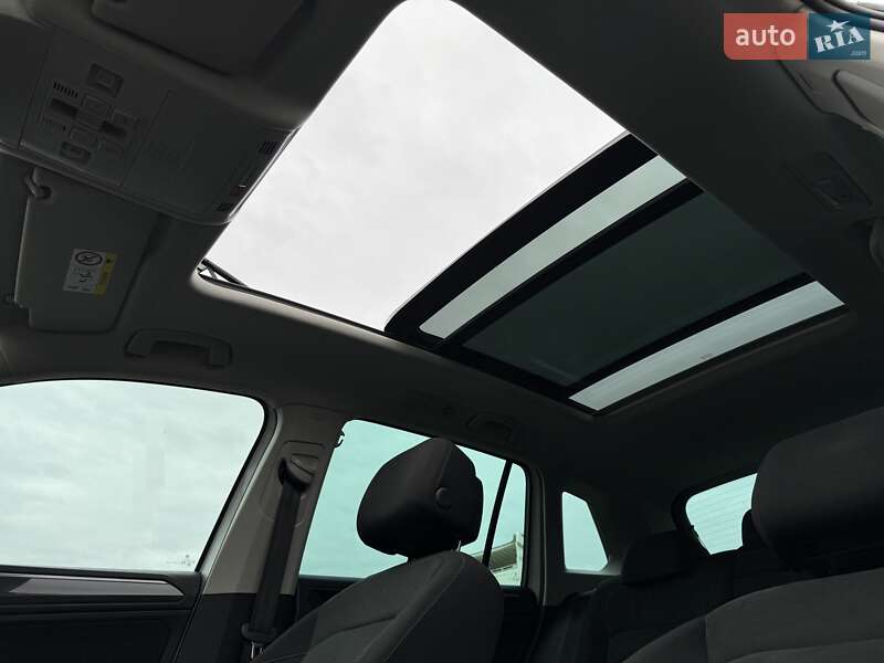 Внедорожник / Кроссовер Volkswagen Tiguan 2019 в Киеве