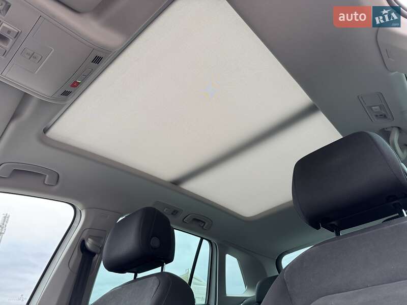 Внедорожник / Кроссовер Volkswagen Tiguan 2019 в Киеве