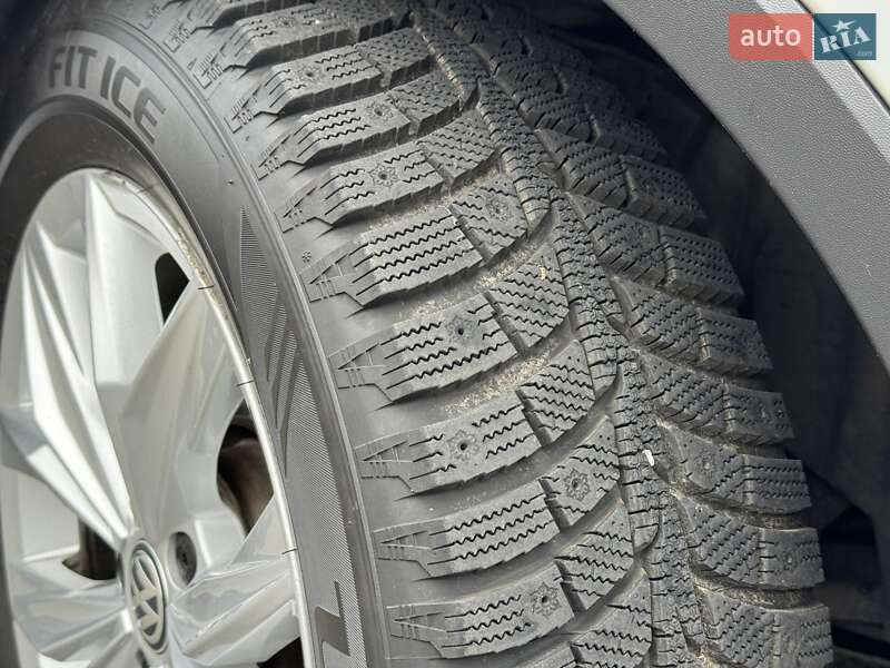 Внедорожник / Кроссовер Volkswagen Tiguan 2019 в Киеве