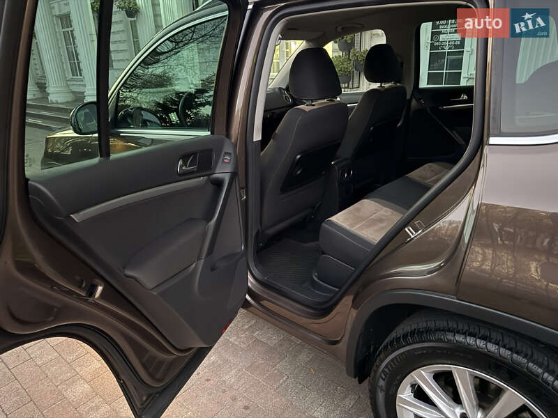 Внедорожник / Кроссовер Volkswagen Tiguan 2013 в Киеве фото 25 Внедорожник / Кроссовер Volkswagen Tiguan 2013 в Киеве
