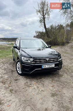Внедорожник / Кроссовер Volkswagen Tiguan 2019 в Харькове