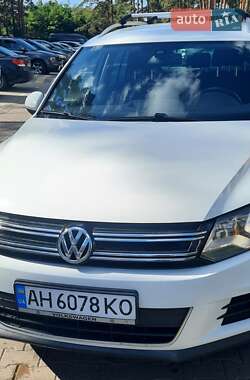 Внедорожник / Кроссовер Volkswagen Tiguan 2014 в Гостомеле