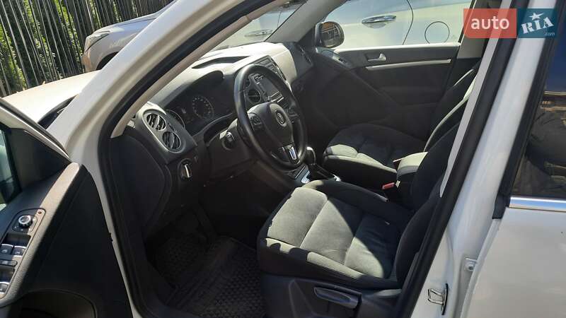 Внедорожник / Кроссовер Volkswagen Tiguan 2014 в Гостомеле фото 3 Внедорожник / Кроссовер Volkswagen Tiguan 2014 в Гостомеле