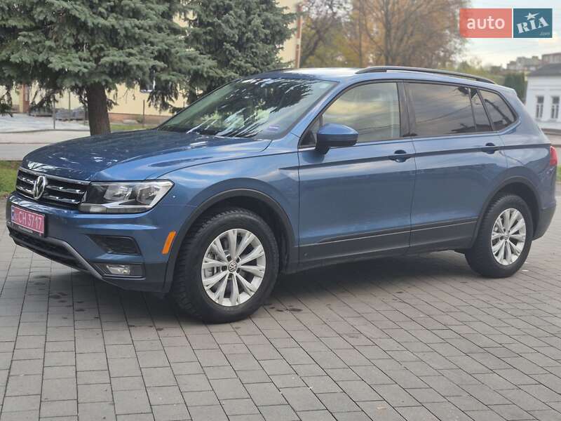 Внедорожник / Кроссовер Volkswagen Tiguan 2018 в Дубно