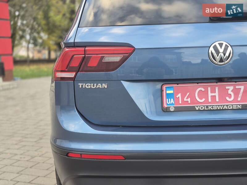 Внедорожник / Кроссовер Volkswagen Tiguan 2018 в Дубно