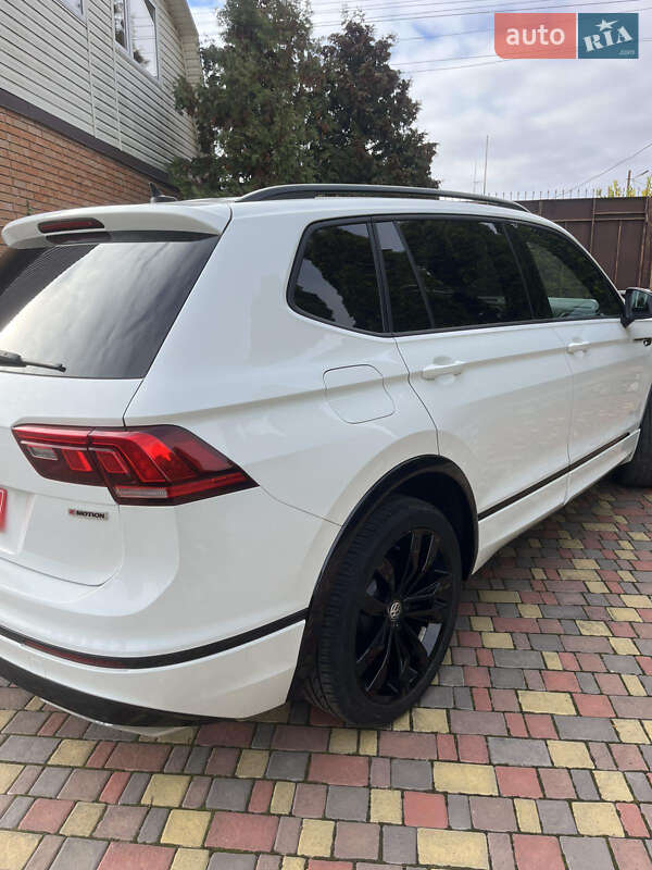 Внедорожник / Кроссовер Volkswagen Tiguan 2020 в Кропивницком фото 9 Внедорожник / Кроссовер Volkswagen Tiguan 2020 в Кропивницком