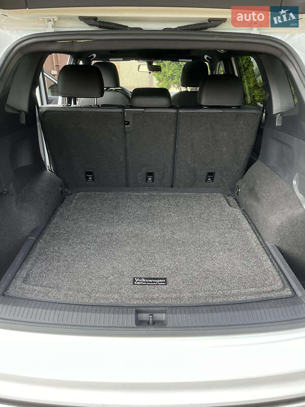 Внедорожник / Кроссовер Volkswagen Tiguan 2020 в Кропивницком фото 13 Внедорожник / Кроссовер Volkswagen Tiguan 2020 в Кропивницком